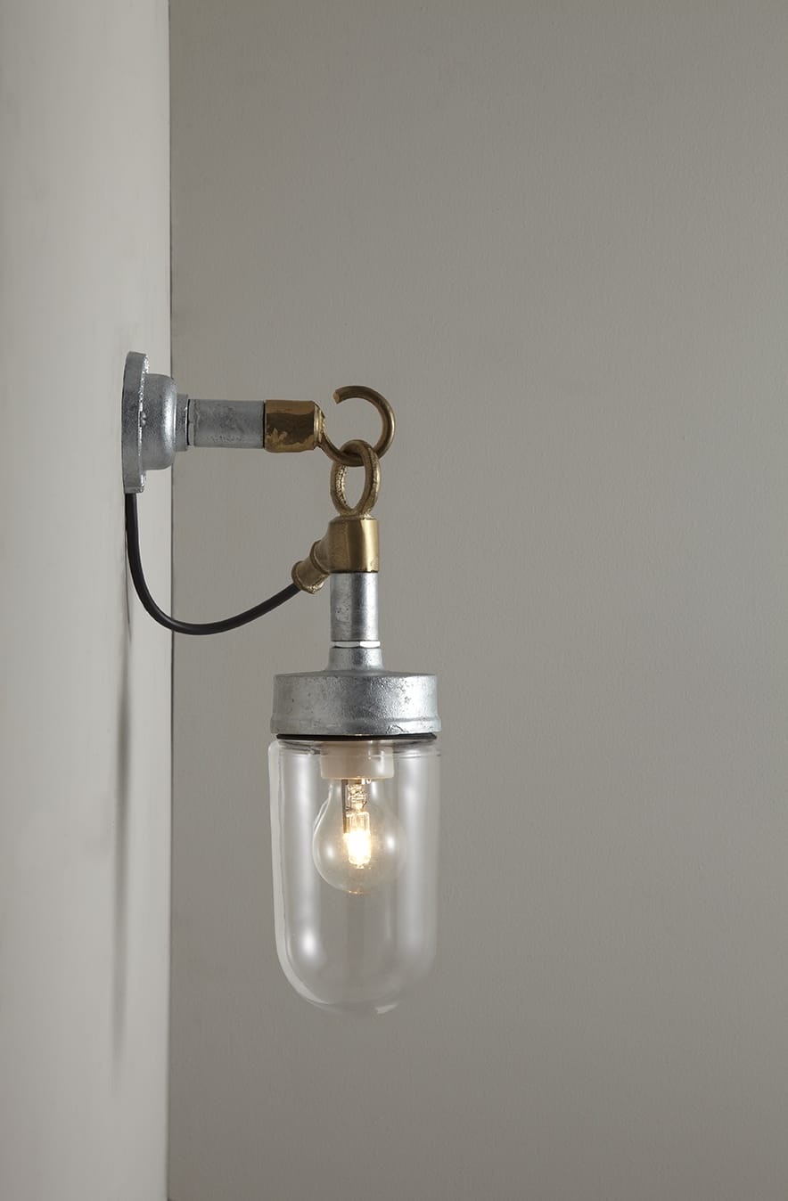 Well Glass Wall Light