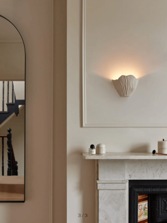Capa Wall Light