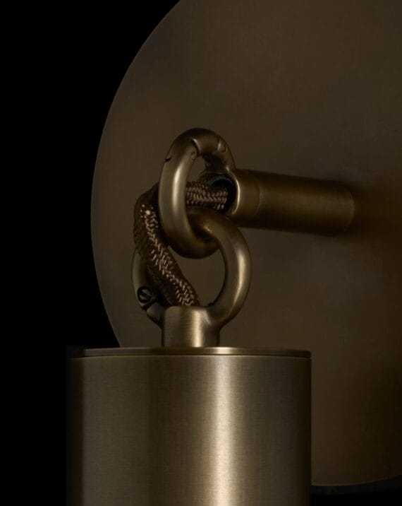 Horsehair : 1 Sconce