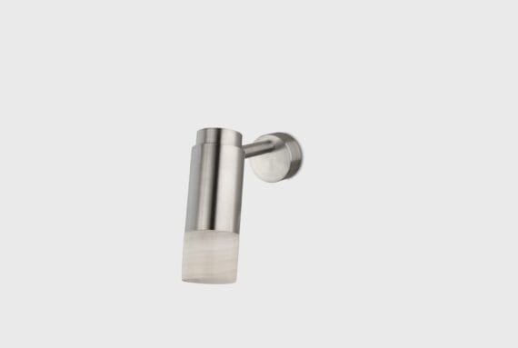 Donya Pivot Wall
