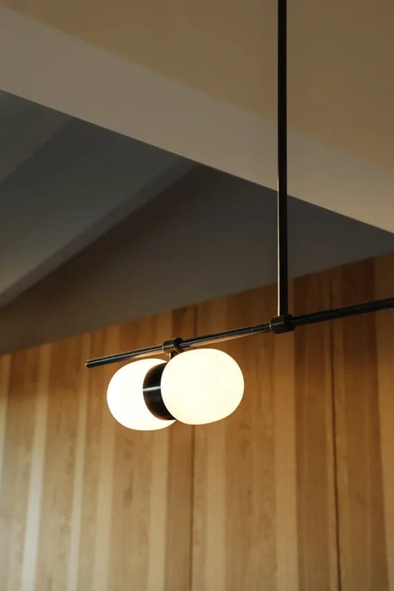 Detaljebilde av lampen Nuvol Chandelier Hilo fra Contain